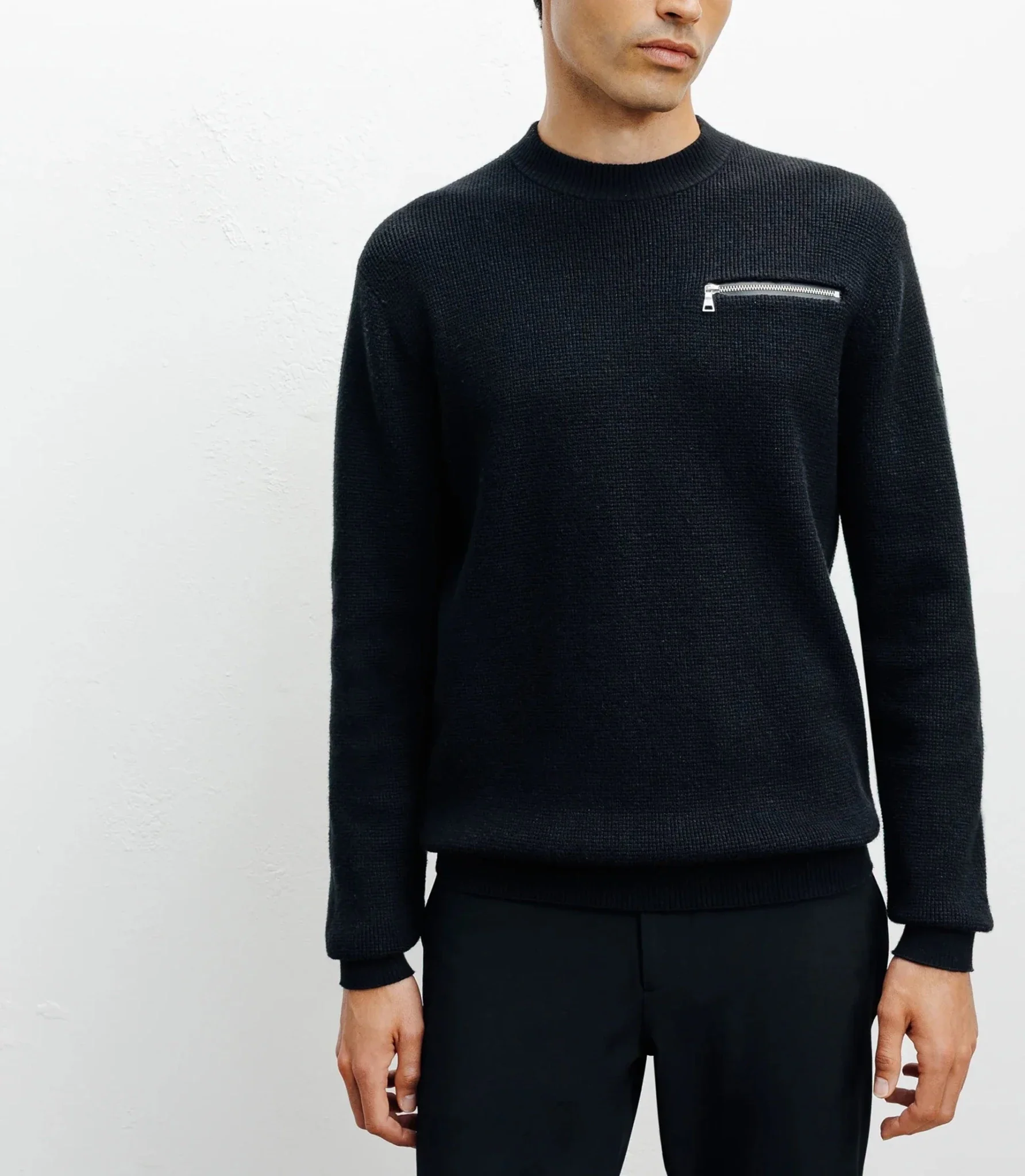 Pull col rond noir