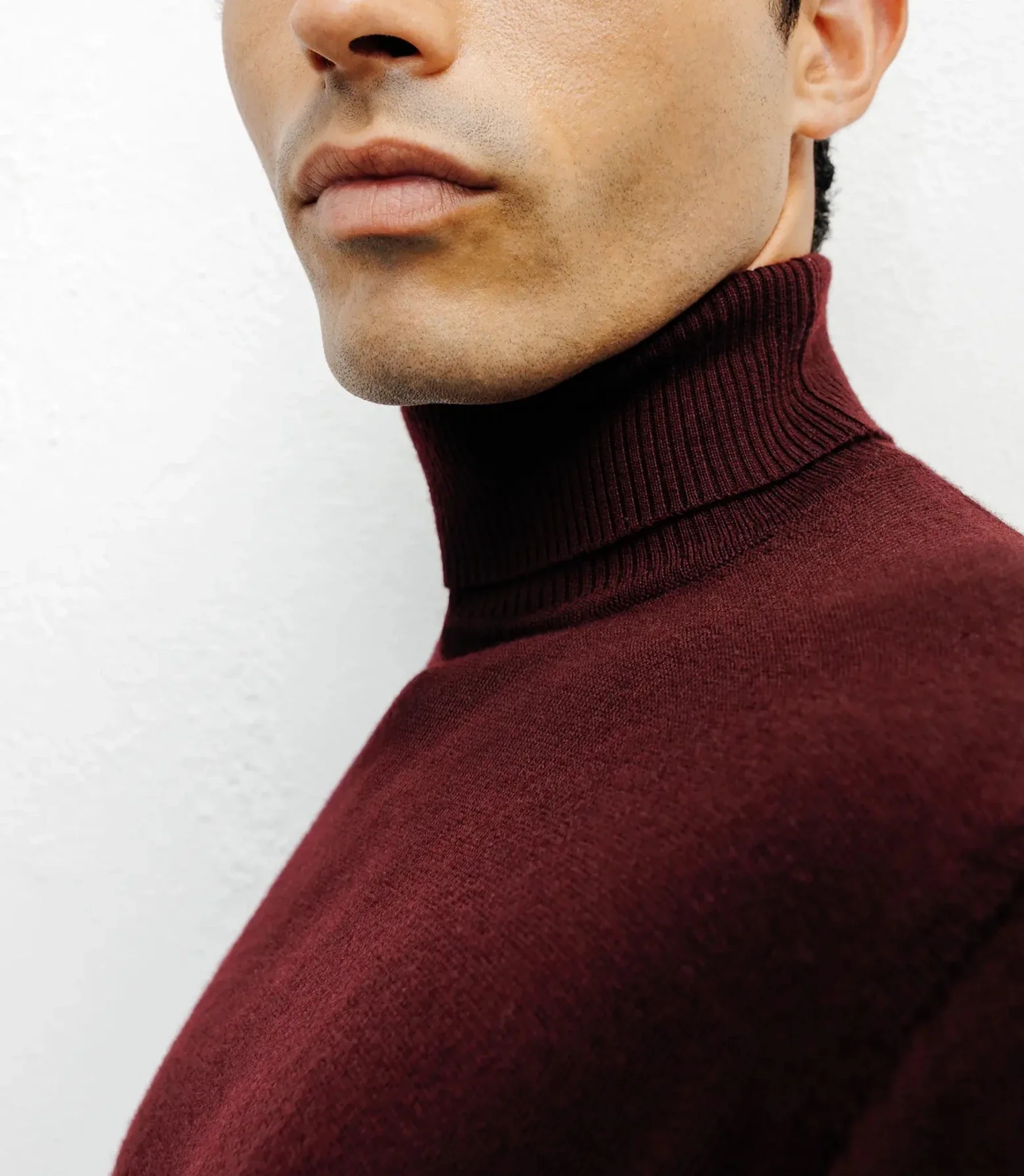 Pull col roulé bordeaux - Image 2