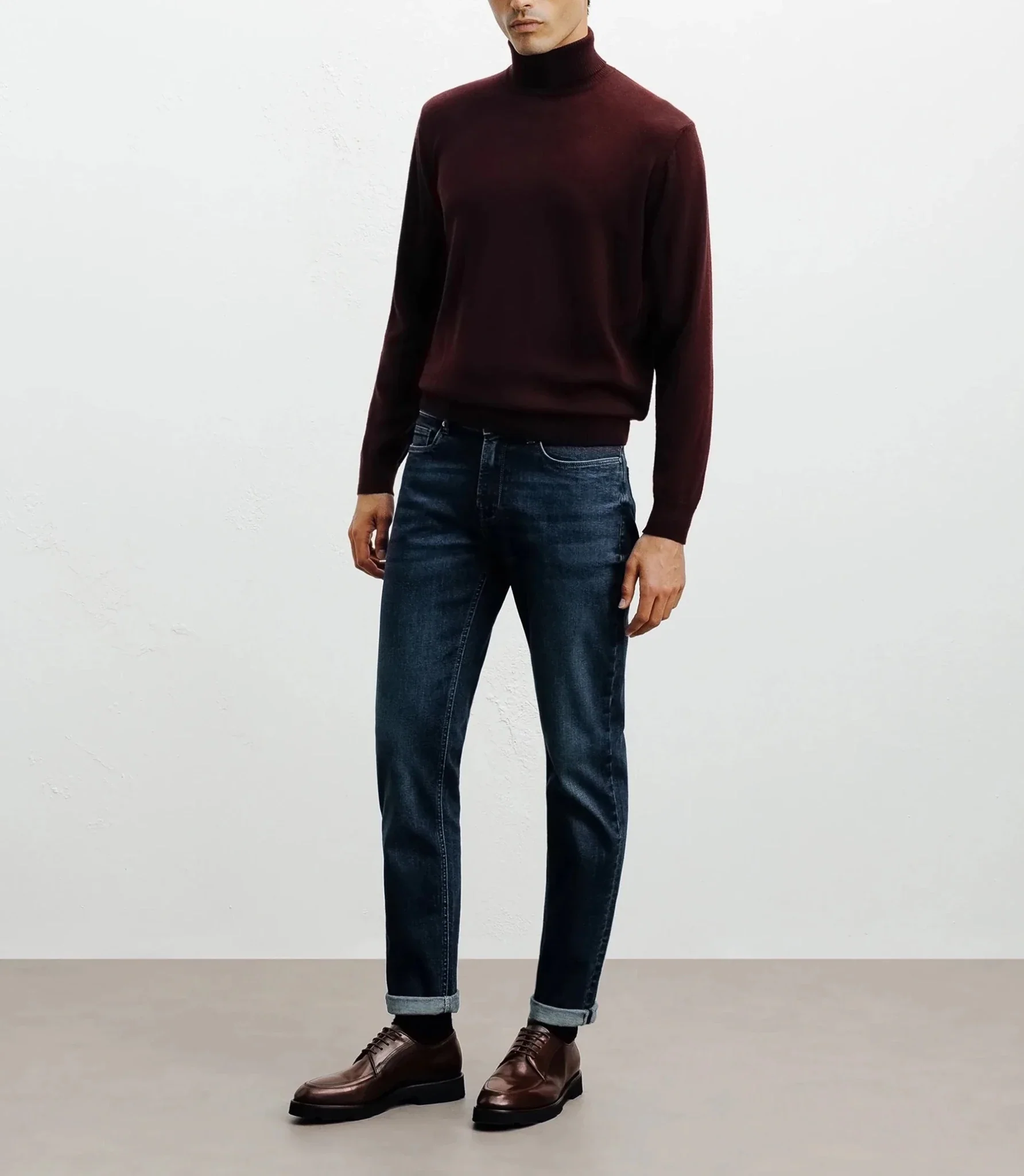 Pull col roulé bordeaux - Image 3