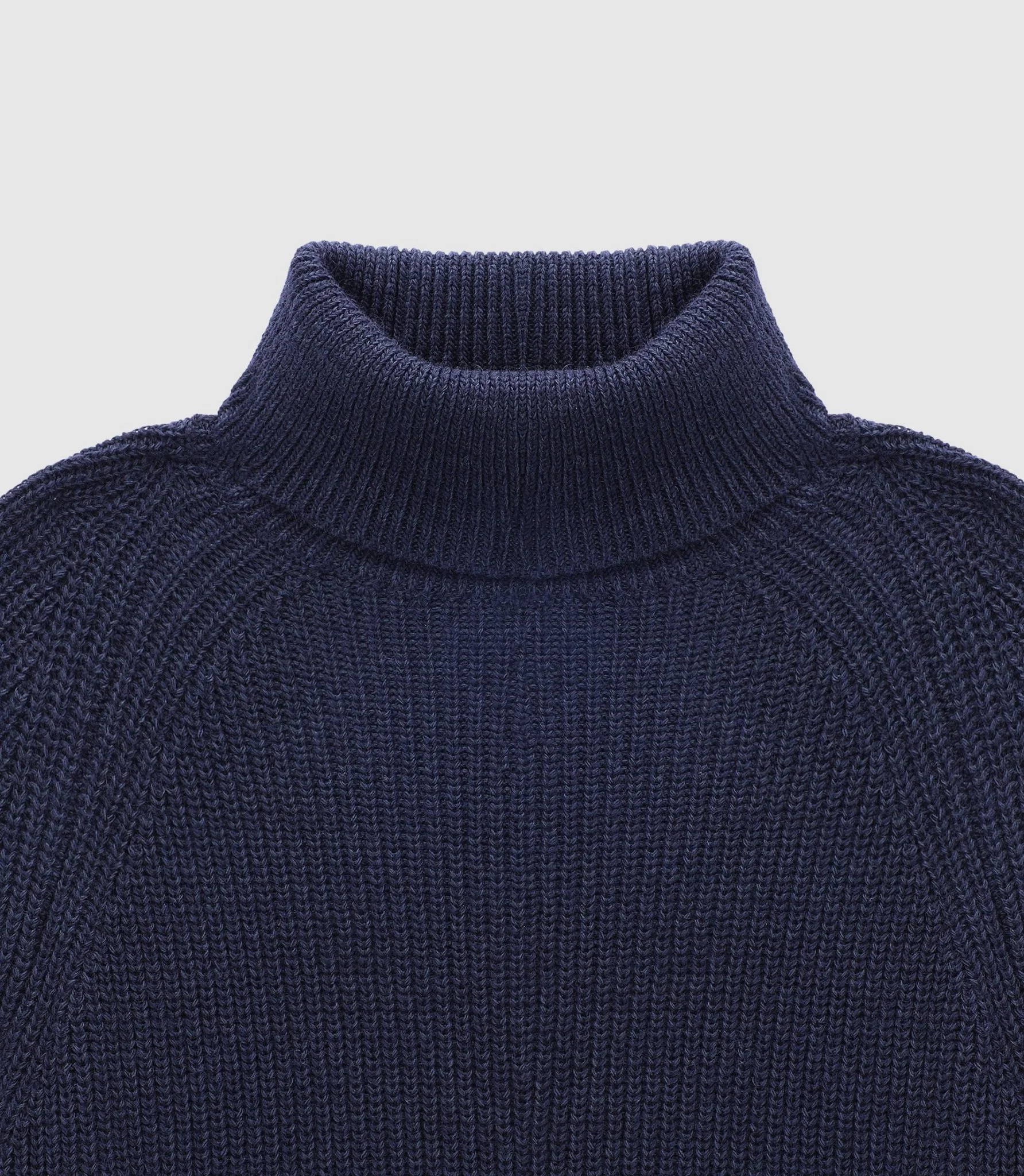 Pull col roulé marine - Image 2