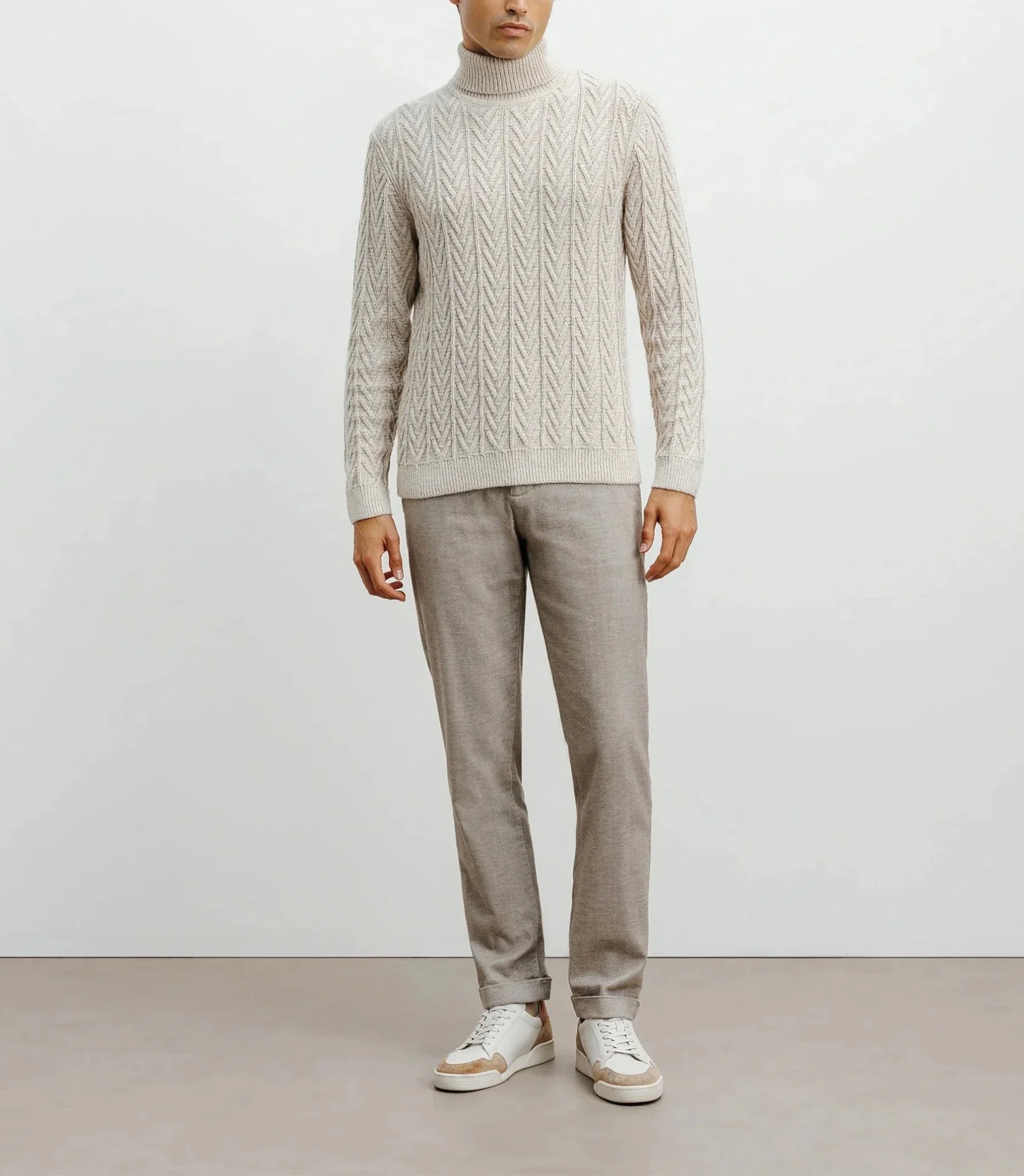 Pull col roulé torsadé beige - Image 3
