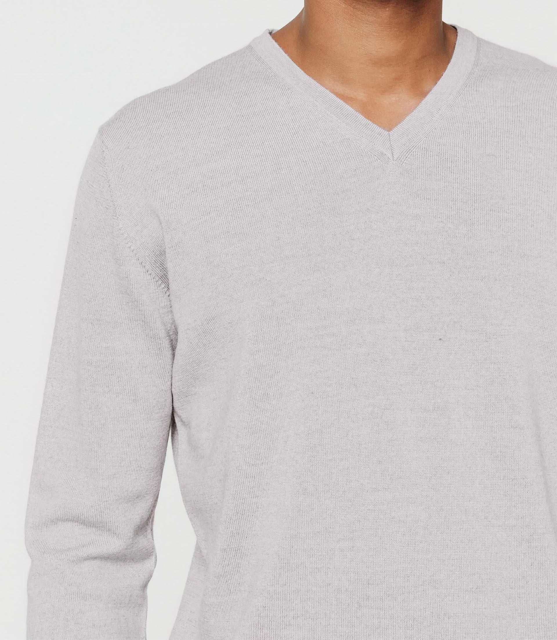 Pull col V mérinos gris clair - Image 3