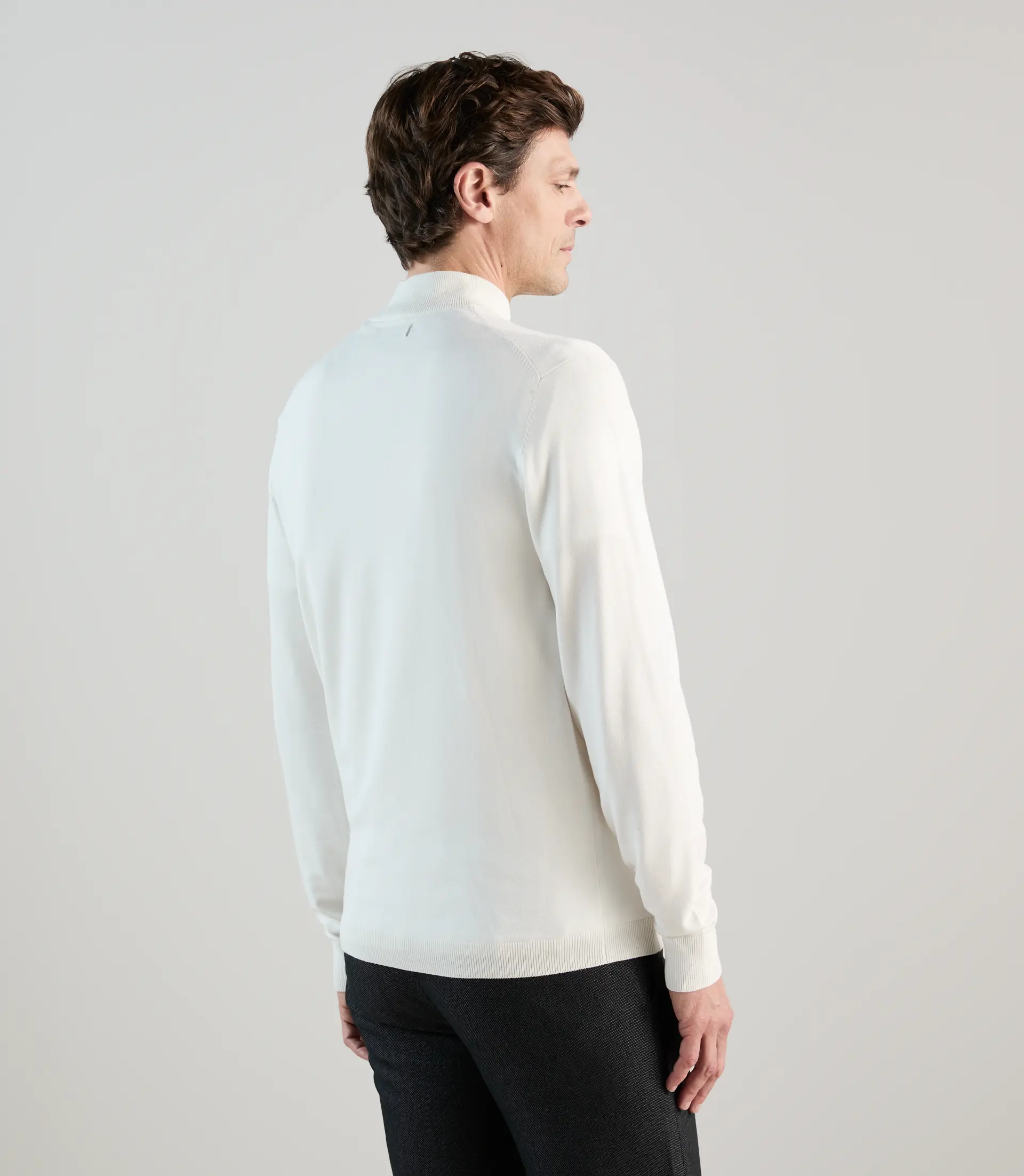 Pull demi-zip à col montant écru - Image 4