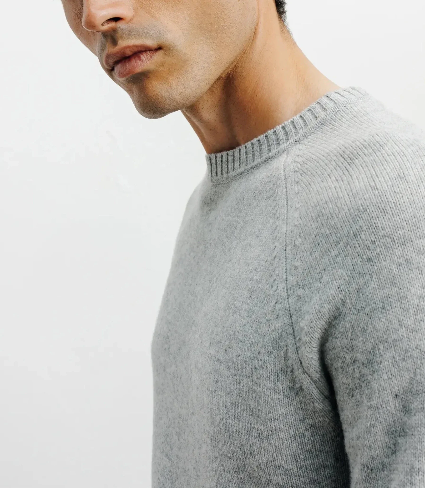 Pull en laine col rond gris chiné - Image 2