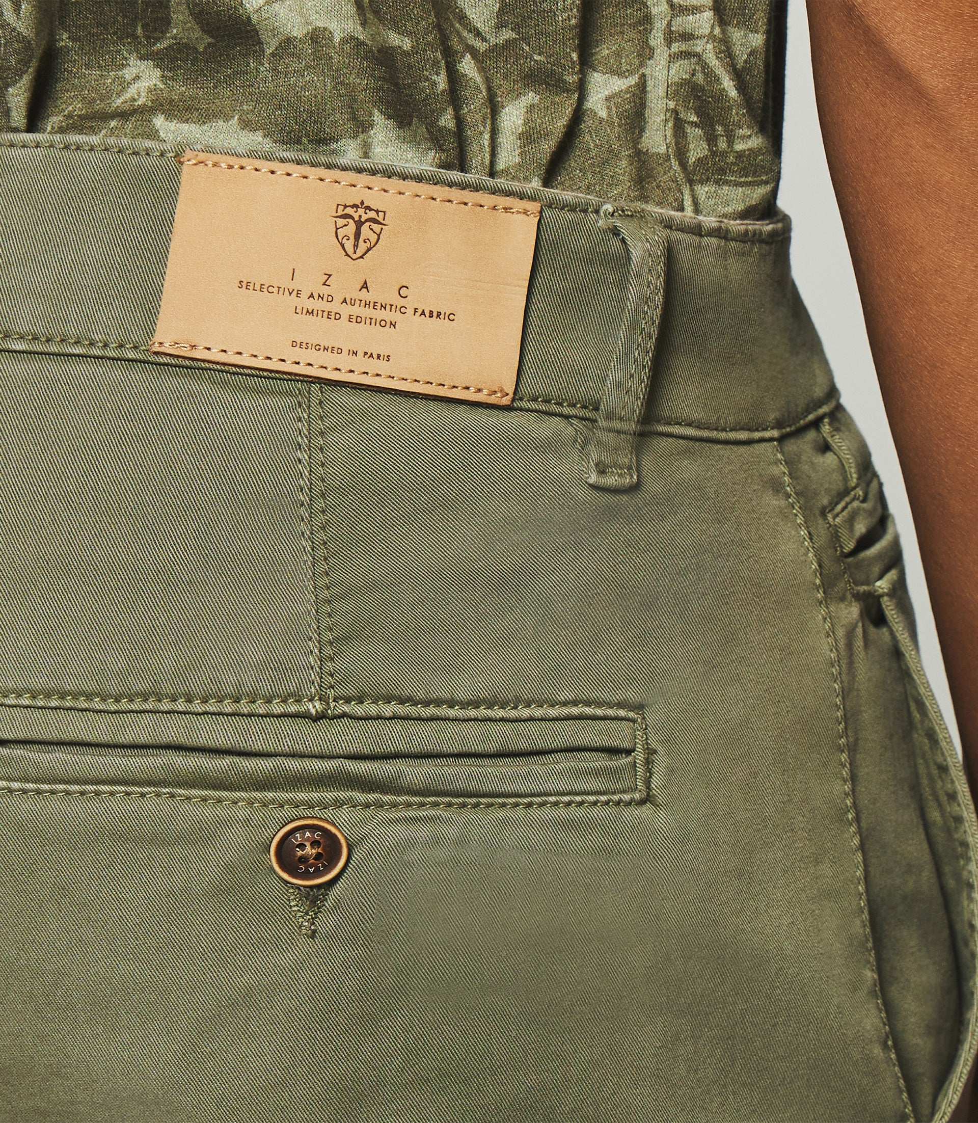 Pantalon slack slim kaki clair PACHELOR - Image 4