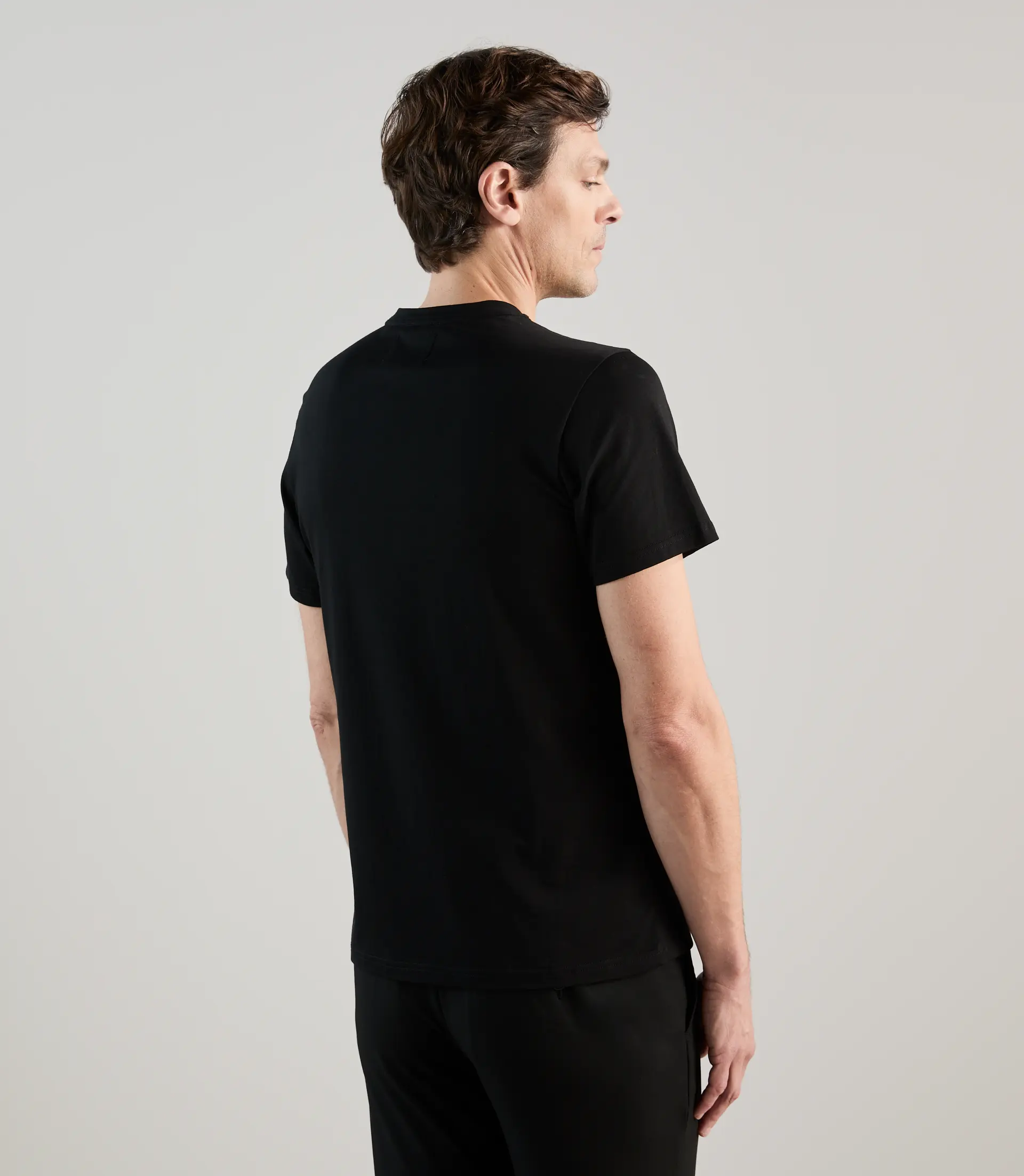T-shirt à manches courtes avec print noir - Image 4