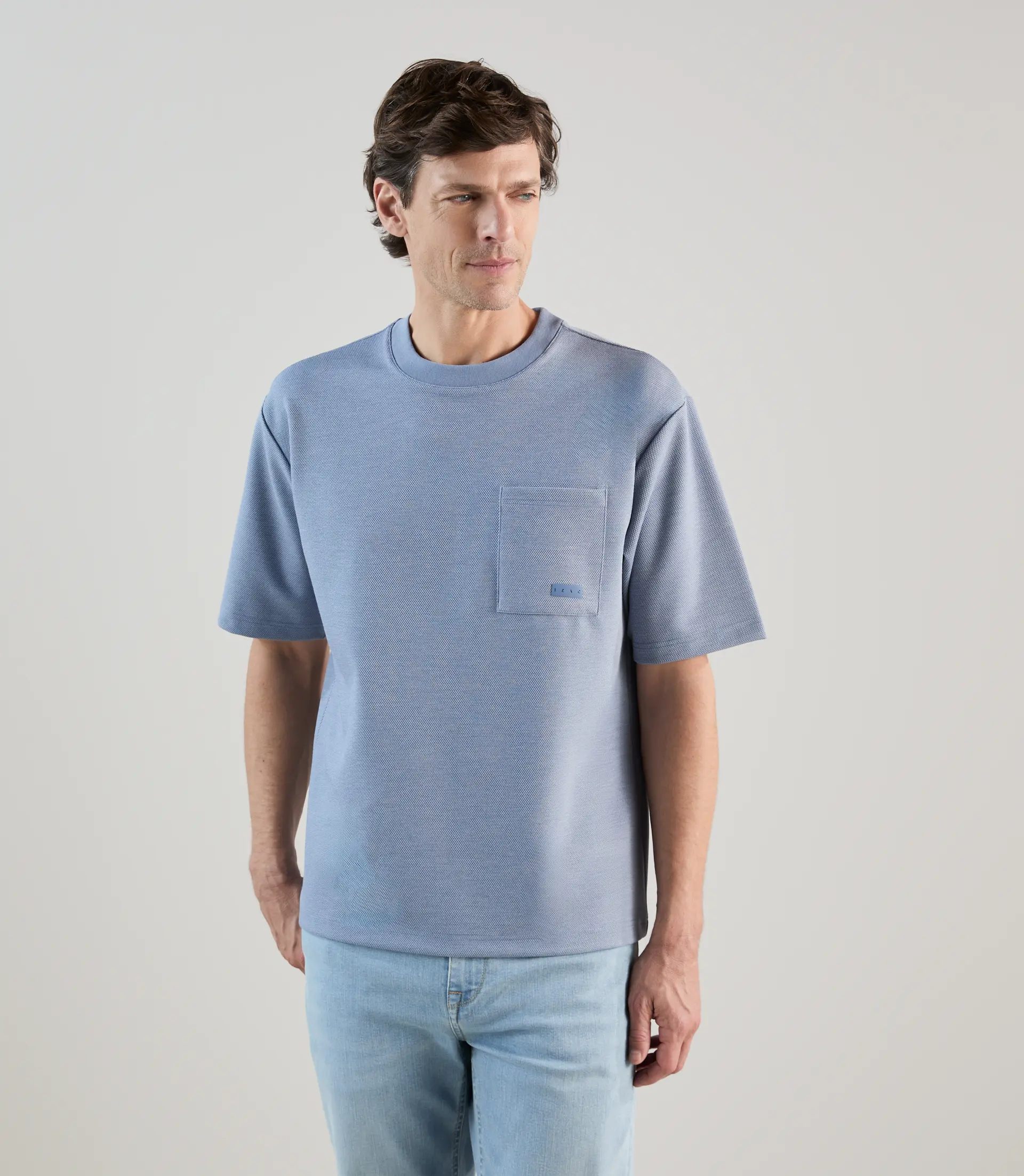 T-shirt col rond en jeu de points indigo