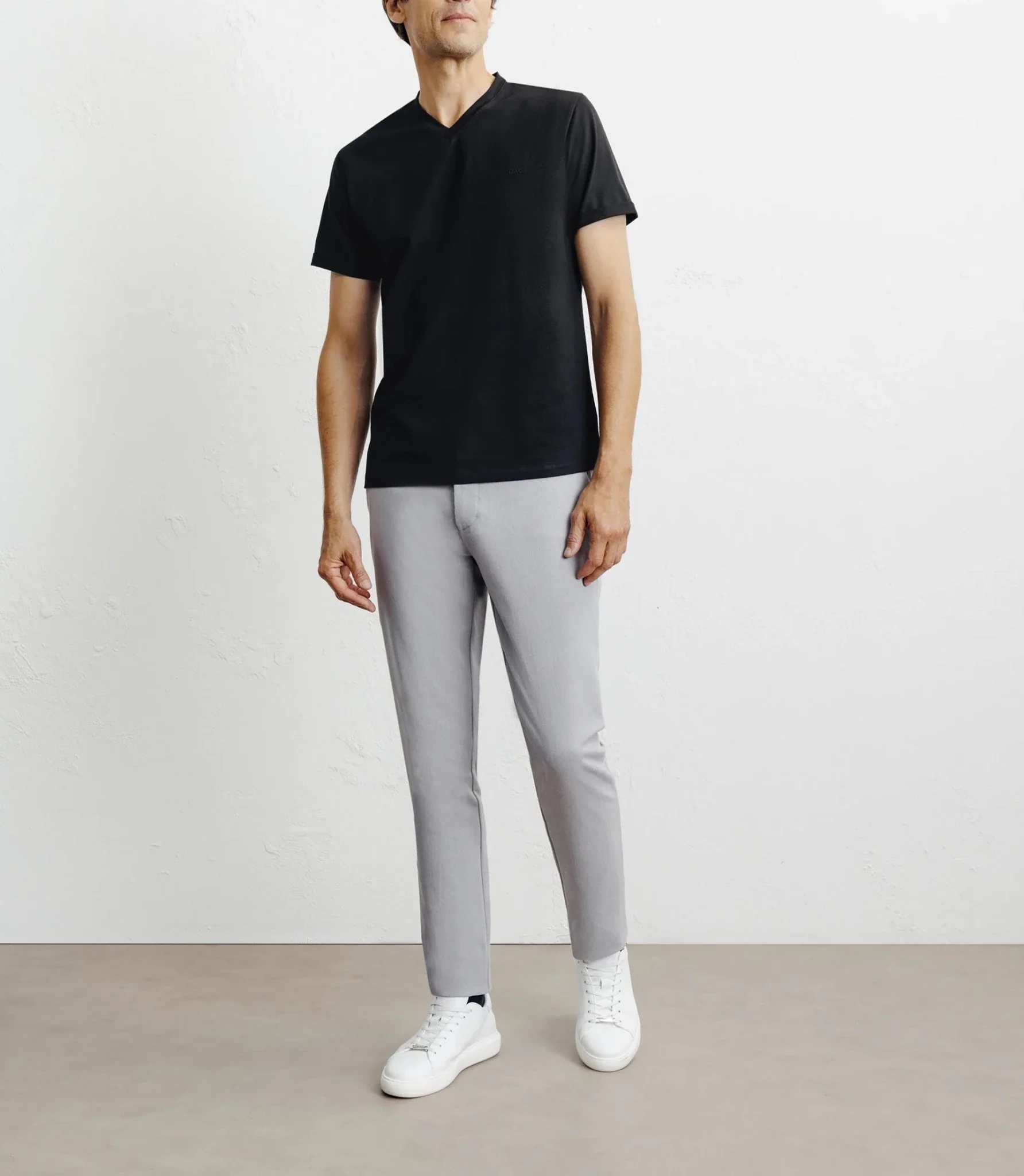 T-shirt col V noir - Image 3