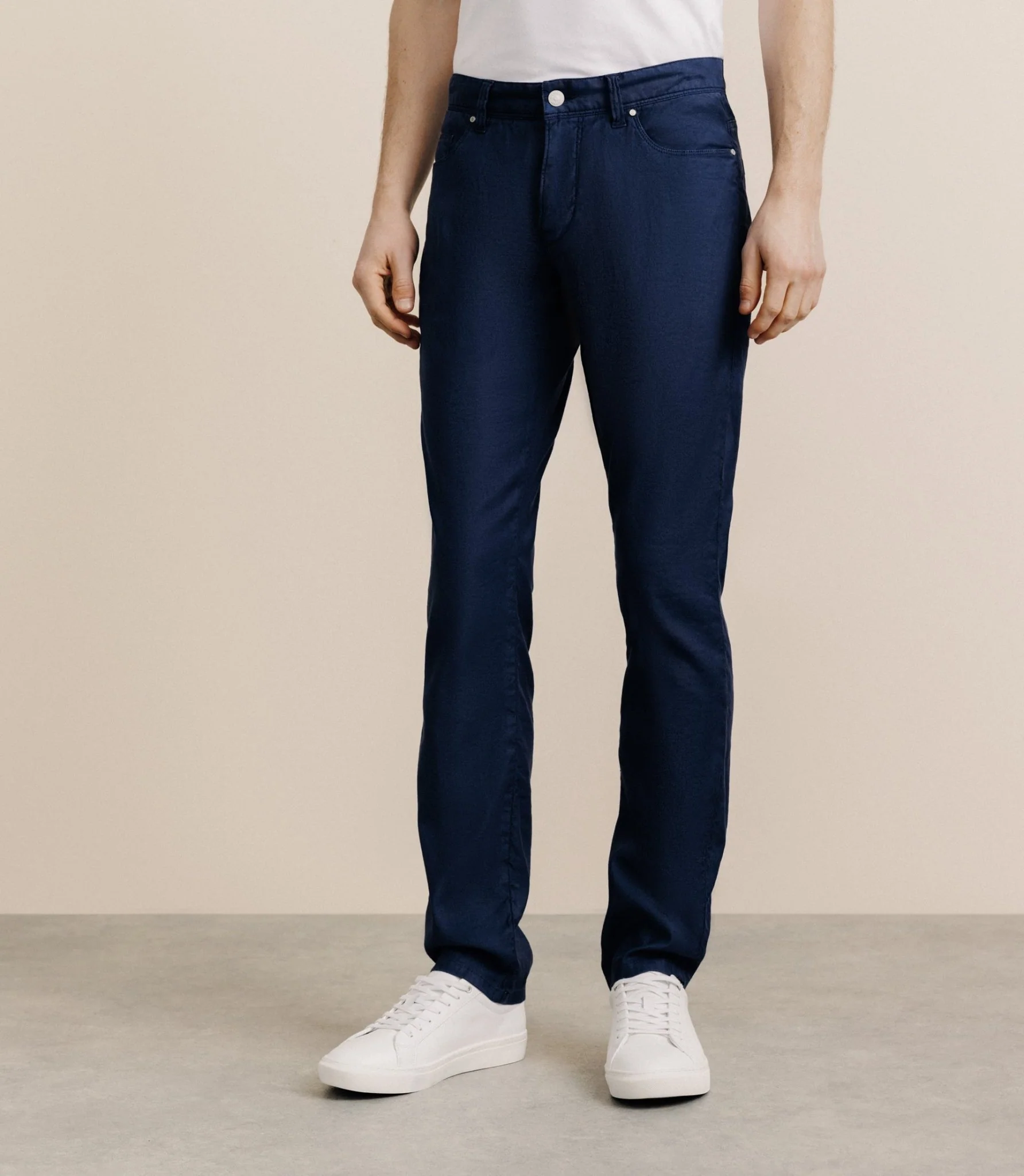 Pantalon droit en lin et coton marine